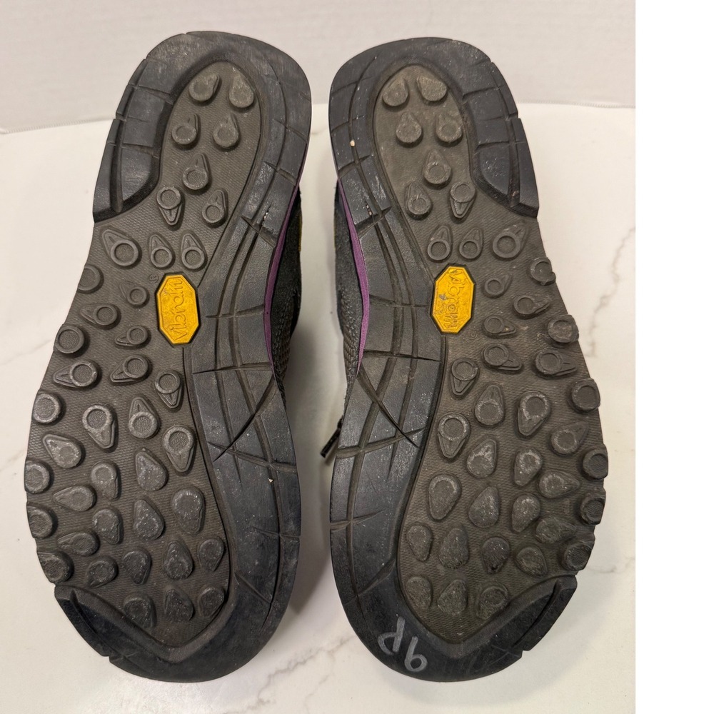 Vasque Grand Traverse Womens 6M Grey Purple Hiking Approach Shoes 7321 M Vibram - Picture 5 of 7